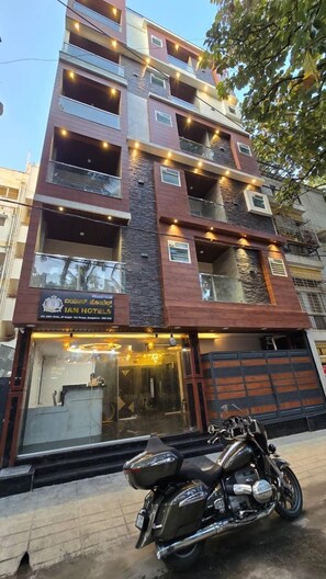 บริเวณภายนอ ก