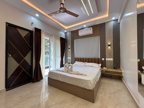IAN Hotels
