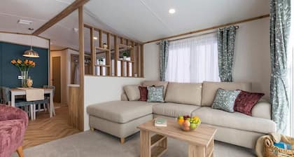 Redwood Waterside Spa, Thirsk