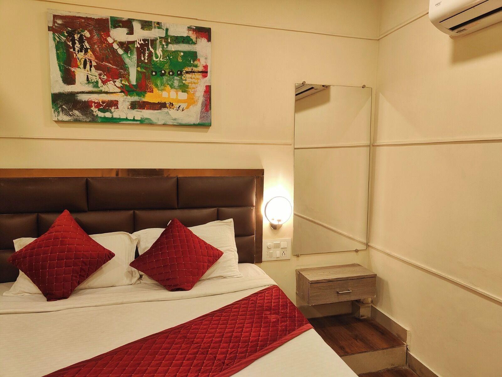 Standard-huone | Lisävuoteet, vuodevaatteet