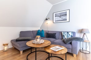 Apartment | Living room - Ferienwohnung mit Balkon in St.peter-ording (St. Peter-Ording)