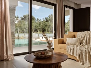 Smart TV, video games, books, stereo - Aretia Villa, Design & Nature Escape with Pool (Zakynthos)