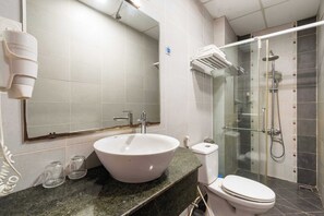 Chambre Familiale | Salle de bain