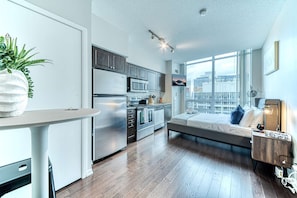 Room - RivetStays | The Neptune Executive Suite – Modern Studio (Toronto)