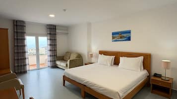 Superior dubbelrum eller tvåbäddsrum - balkong - havsutsikt | Gratis wi-fi