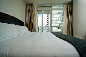 Strykejern/-brett, wi-fi og sengetøy