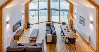 Tranquillity 4 (Pet), Carnforth