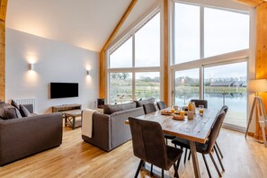 Dining - Tranquillity 3 (Pet) (Carnforth)