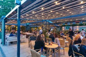 Terrasse/gårdhave