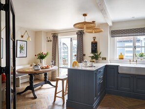 Apartment, Patio | Dining - The Bull on Bell Street (Henley-on-Thames)