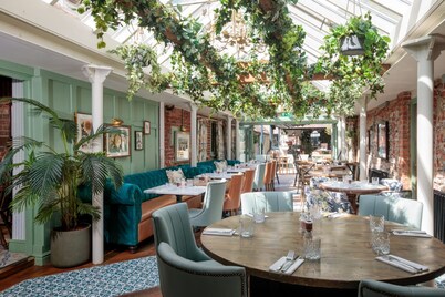 The Bull on Bell Street