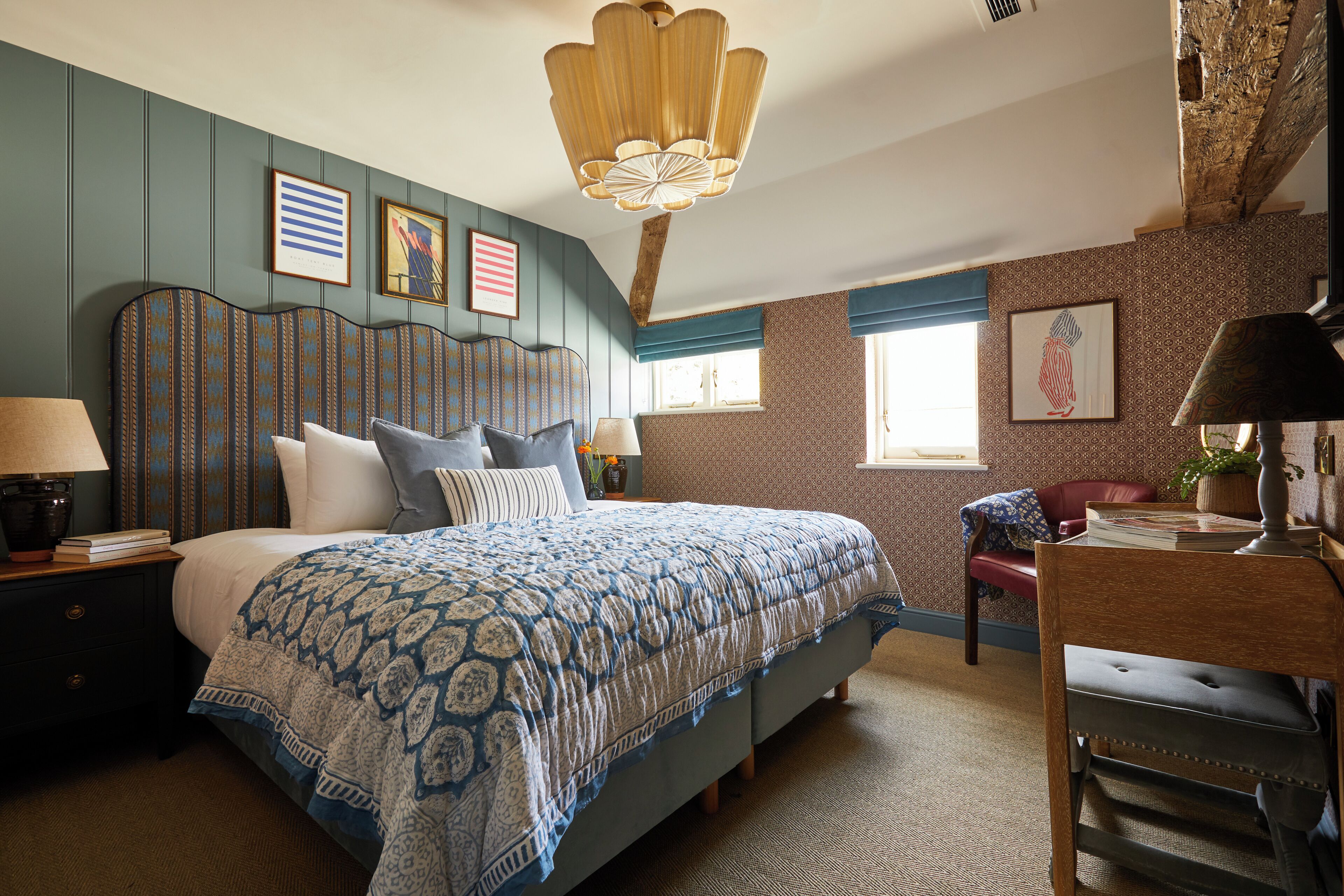 Schreibtisch, Bügeleisen/Bügelbrett, kostenloses WLAN