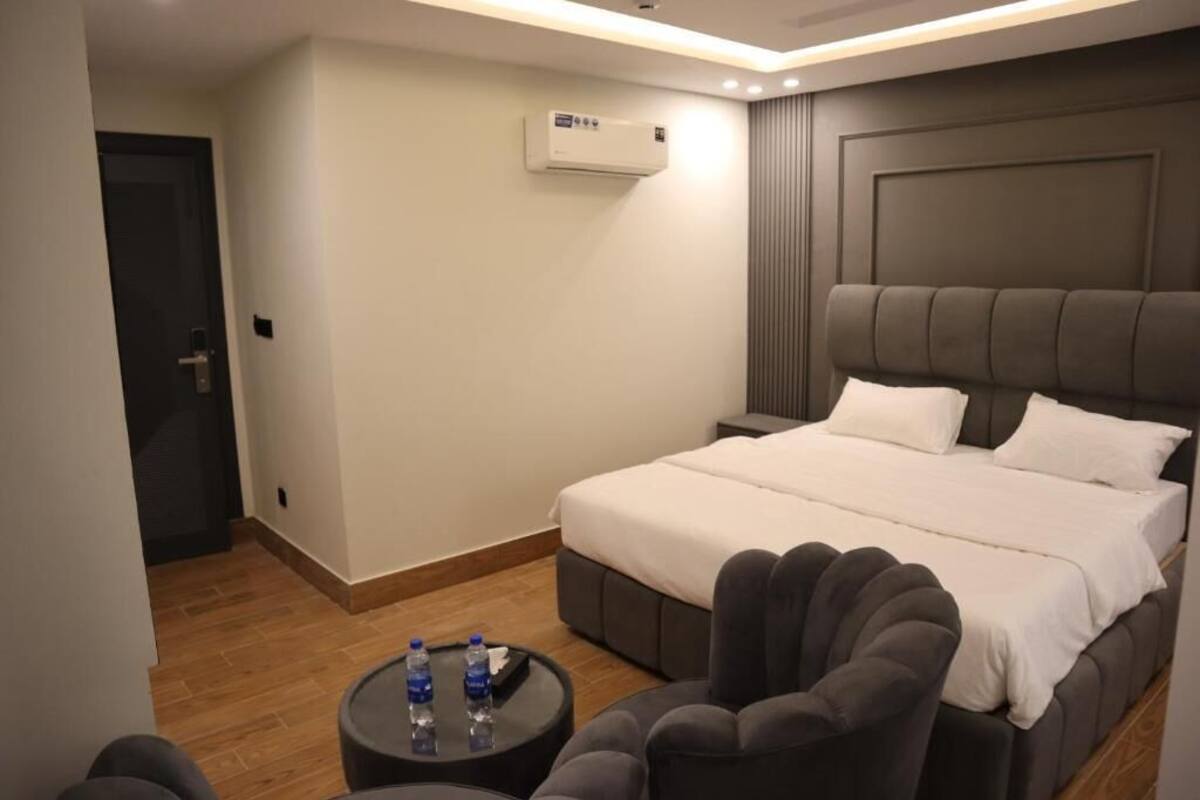 Deluxe Room | Free WiFi