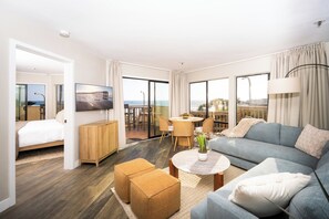 Smart TV - Pier View Sunset - Ocean Front, Patios, Location, Views (San Diego)