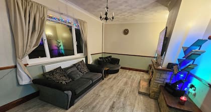 A quiet getaway central to beaches, countryside, towns and attractions.