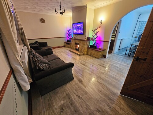A quiet getaway central to beaches, countryside, towns and attractions.