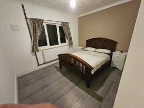 3 chambres, Wi-Fi, draps fournis