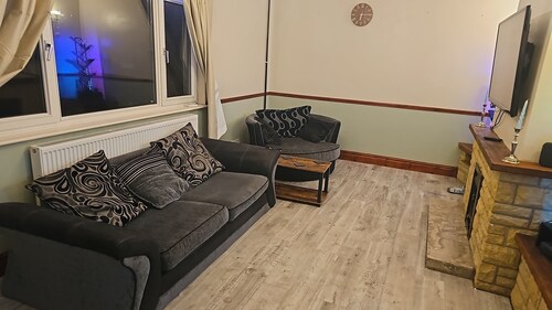 A quiet getaway central to beaches, countryside, towns and attractions.