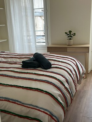 Bügeleisen/Bügelbrett, WLAN, Bettwäsche