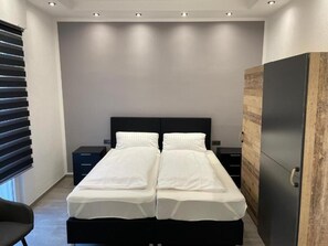 Double Room | Free WiFi - Hotel Anker  (Linden)