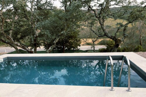 Rural House in Gredos with Pool and Barbecue – Ideal for Groups, Families, Friends