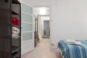 3 chambres, bureau, fer et planche à repasser, Wi-Fi