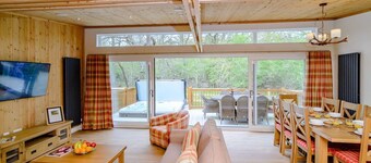 The Fotheringhay (Pet), Wansford