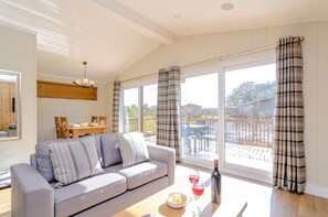 Living area - The Chesterton (Pet) (Wansford)