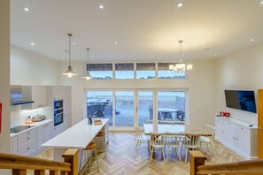 Dining - Lochside Premier Spa (Fowlis)