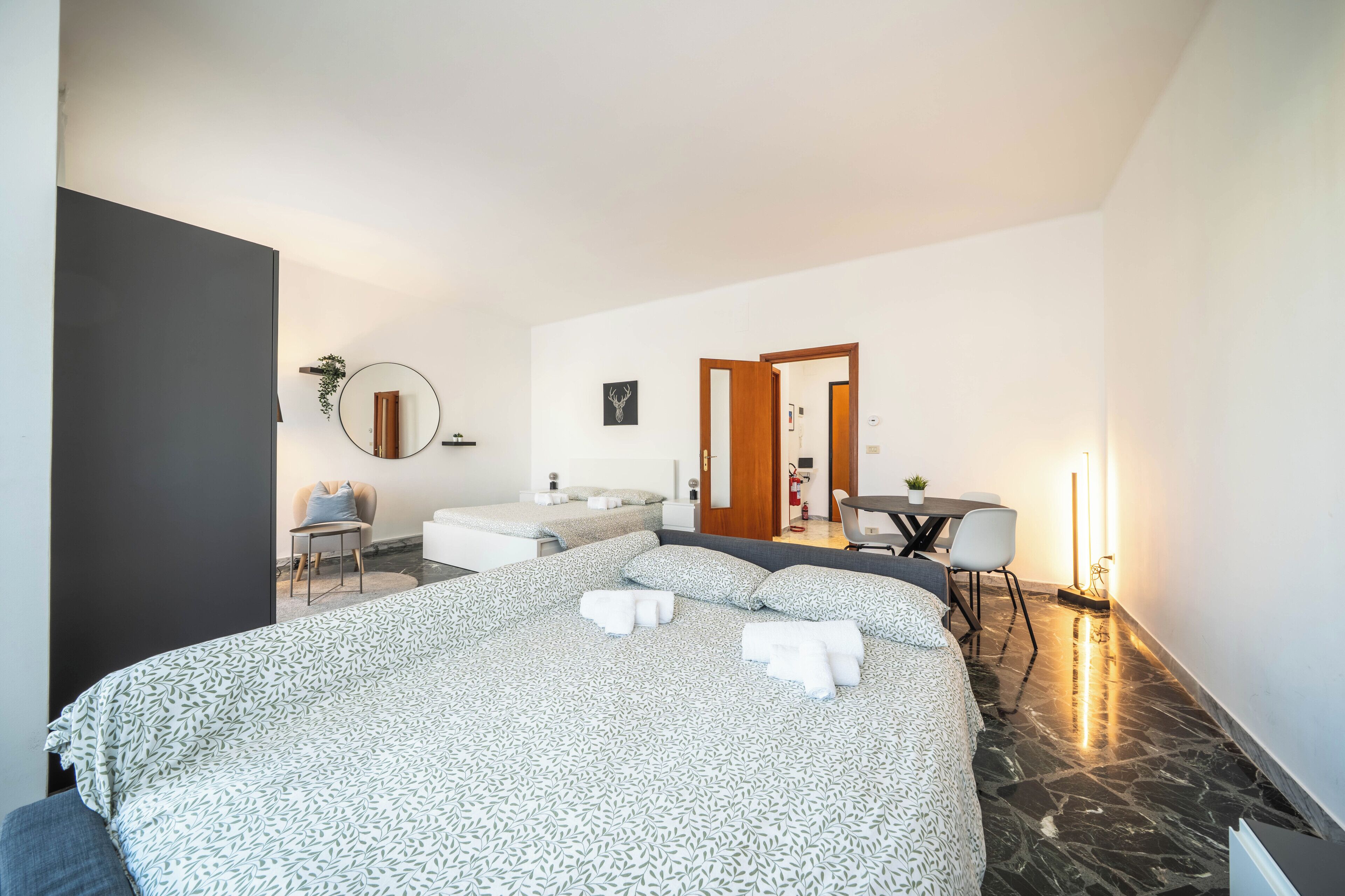 1 chambre, fer et planche à repasser, Wi-Fi, literie fournie