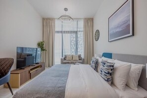 Departamento, balcón, vista a la ciudad | Tabla de planchar con plancha y wifi gratis 