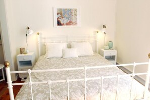 Free WiFi - Magnolia Guesthouse (Lisbon)