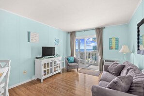 Smart TV, DVD player, books - Ocean Pier Unit 303 Sleeps 6-2br/2ba-Full Kitchen-Pool-Direct Oceanfront Balcony (North Myrtle Beach)