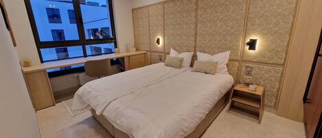 مكواة/لوح كي وواي فاي وملاءات أسرّة