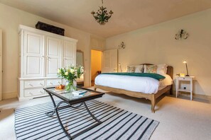 Iron/ironing board, travel cot, WiFi, bed sheets - Historic Grandeur on Camden Crescent (Bath)