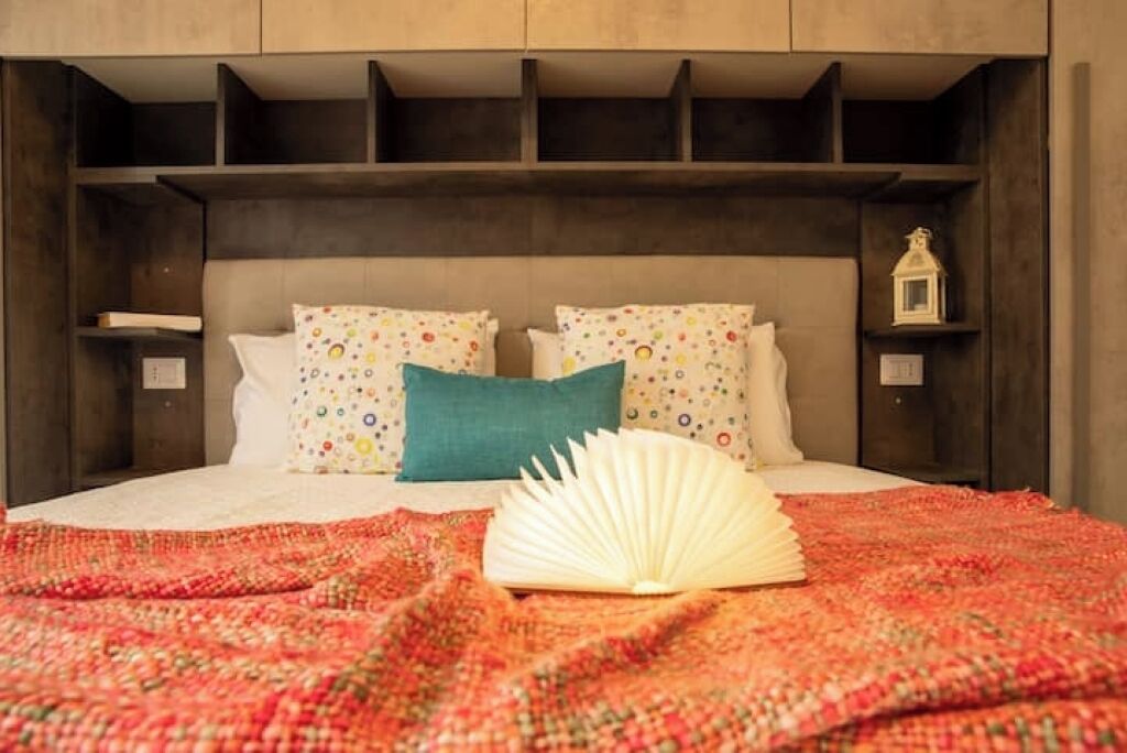 1 slaapkamer, een strijkplank/strijkijzer, gratis wifi, beddengoed