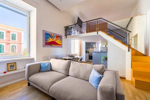 Apartment (1 Bedroom) | Interior - Lite Life Panoramic Flat by Napoliapartments (Naples)