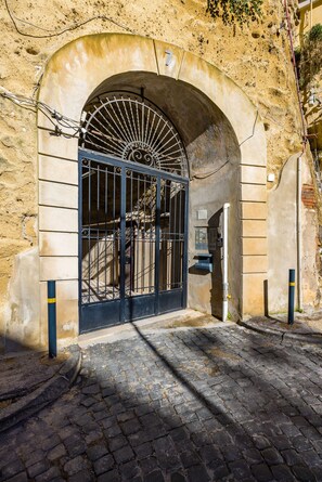 Interior - Lite Life Panoramic Flat by Napoliapartments (Naples)