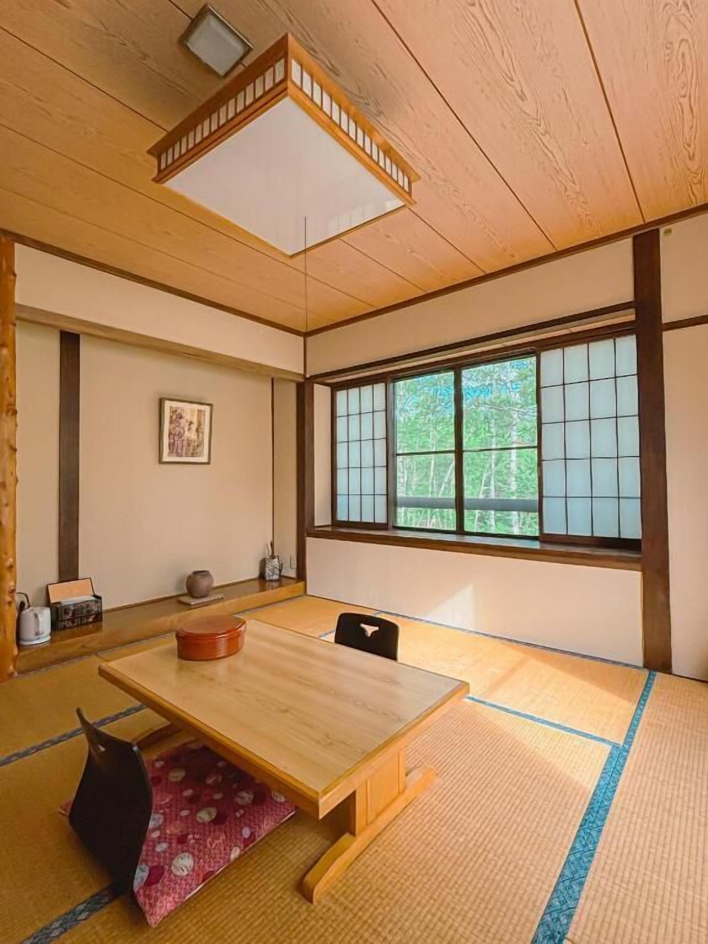 Triple Room, Mountain View | Dining