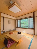 Triple Room, Mountain View
