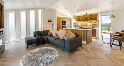 The Sheraton Retreat, Aspatria