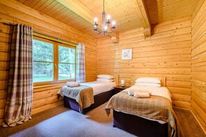 Room - Eagle Spa Plus (Pet) (Fowlis)