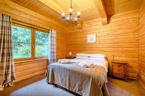 Room - Eagle Spa Plus (Pet) (Fowlis)