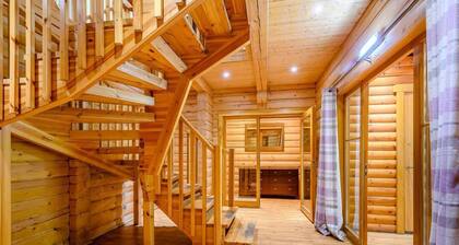 Eagle Spa Plus (Pet), Dundee