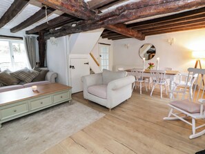 Living area - The Old Shop (Builth Wells)