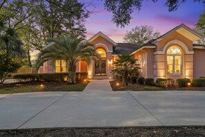 Exterior - Renovated 4 Br House w/Private Pool/Hot Tub (Myrtle Beach)