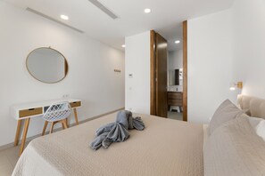 3 bedrooms, in-room safe, iron/ironing board, free WiFi - Casa Manuel by Escape Home (Playa Blanca)