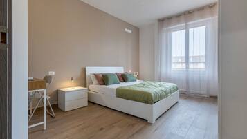3 Schlafzimmer, Bügeleisen/Bügelbrett