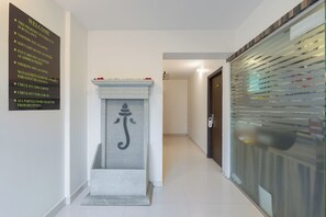 Lobby - HOTEL NDS COMFORTS (Bengaluru)