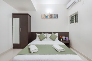 Iron/ironing board, free WiFi - HOTEL NDS COMFORTS (Bengaluru)
